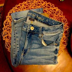 AE size 6 long jeans